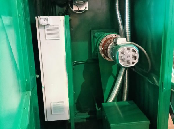 FOTO COMPOSTIERA 3 FOTO COMPOSTIERA 3