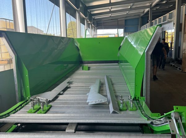 Pressa compattatrice rifiuti nastro 1 Pressa compattatrice rifiuti nastro 1