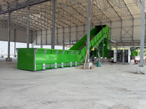 Pressa compattatrice rifiuti - nastro Pressa compattatrice rifiuti - nastro